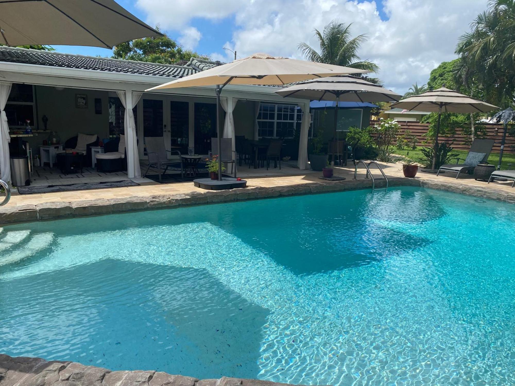 Wilton Manors A Mens Oasis Bed & Breakfast Luaran gambar