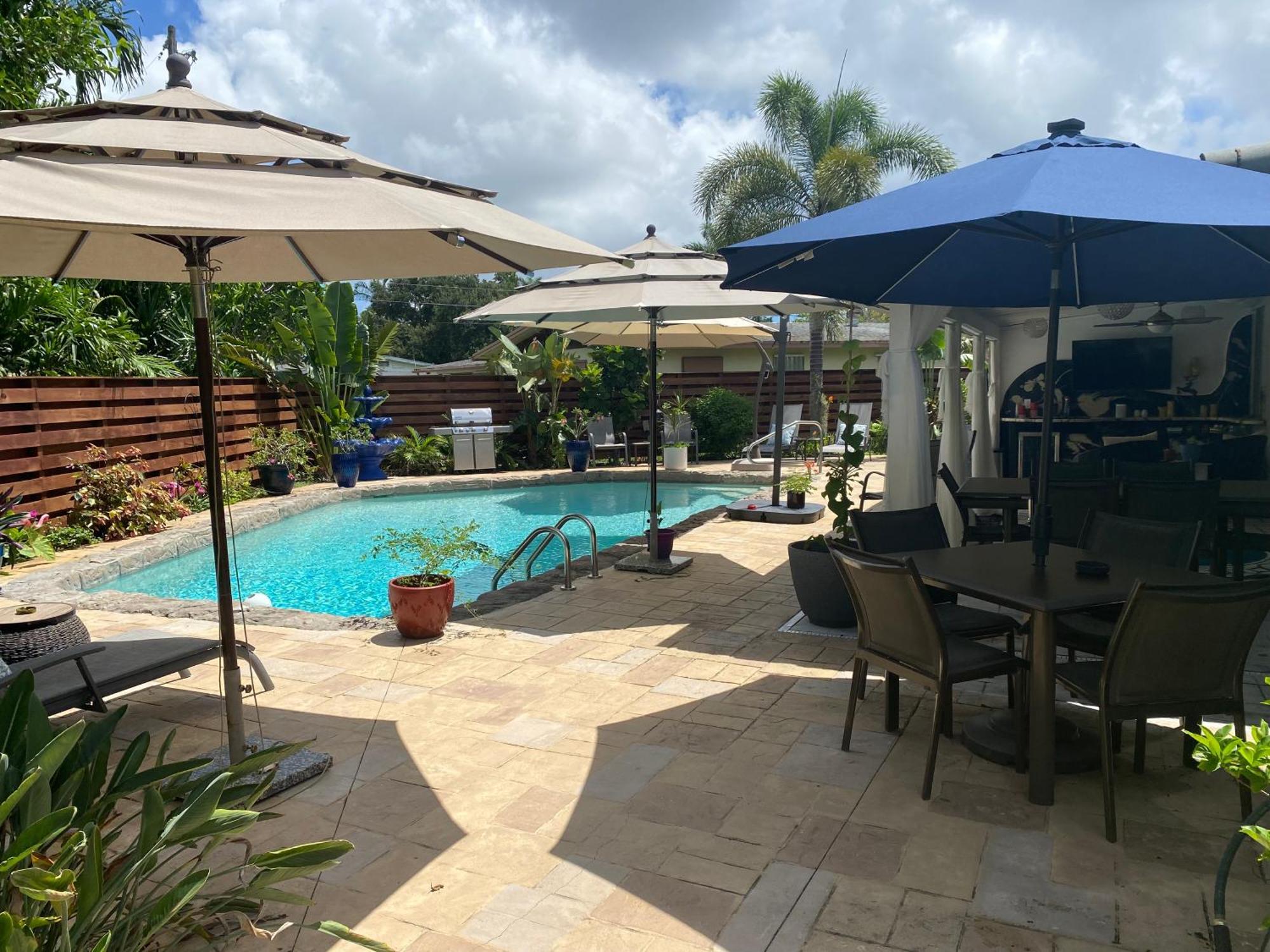 Wilton Manors A Mens Oasis Bed & Breakfast Luaran gambar